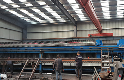 如何解決全自動(dòng)板框壓濾機(jī)過(guò)濾室密封不了問(wèn)題