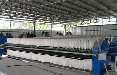 廂式壓濾機是選礦和泥漿處理的重要過濾設(shè)備