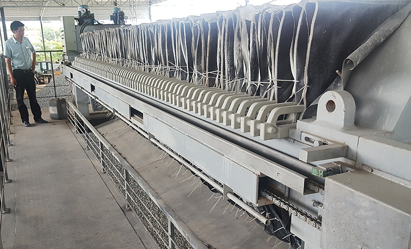 從了解詳細(xì)工作流程入手,提高污泥廂式壓濾機(jī)效率
