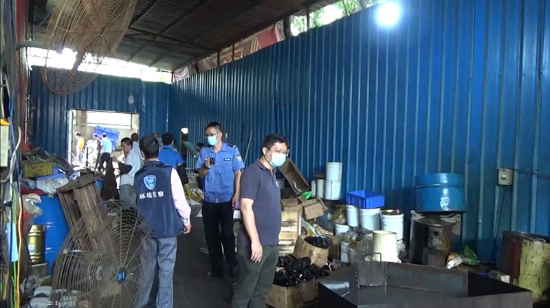 雷霆出擊，對(duì)違法排污企業(yè)零容忍！