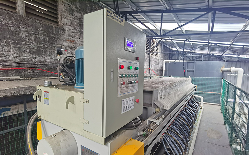 泥漿廂式壓濾機(jī)