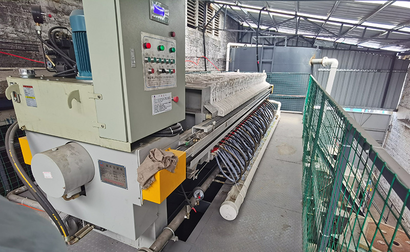 隔膜壓濾機(jī) 隔膜壓濾機(jī)