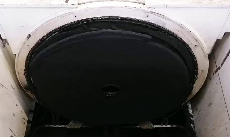 智能變腔壓榨機(jī)處理后的濾餅